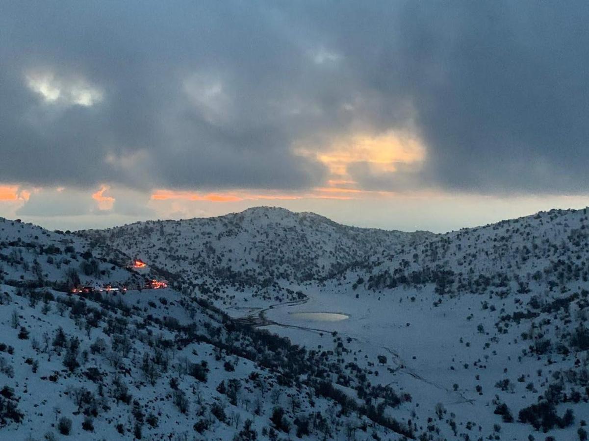 Si-Har Chalets Nimrod Exteriör bild